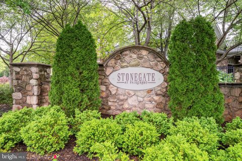Photo of 5106 - L Travis Edward Way #L, CENTREVILLE, VA 20120 (MLS # VAFX2312364)