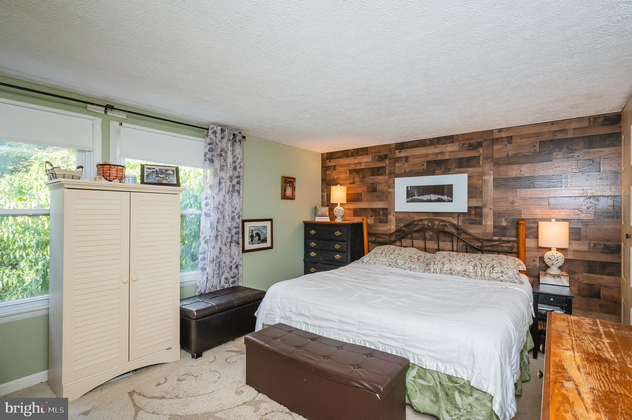 HARFORD WOODS - Residential