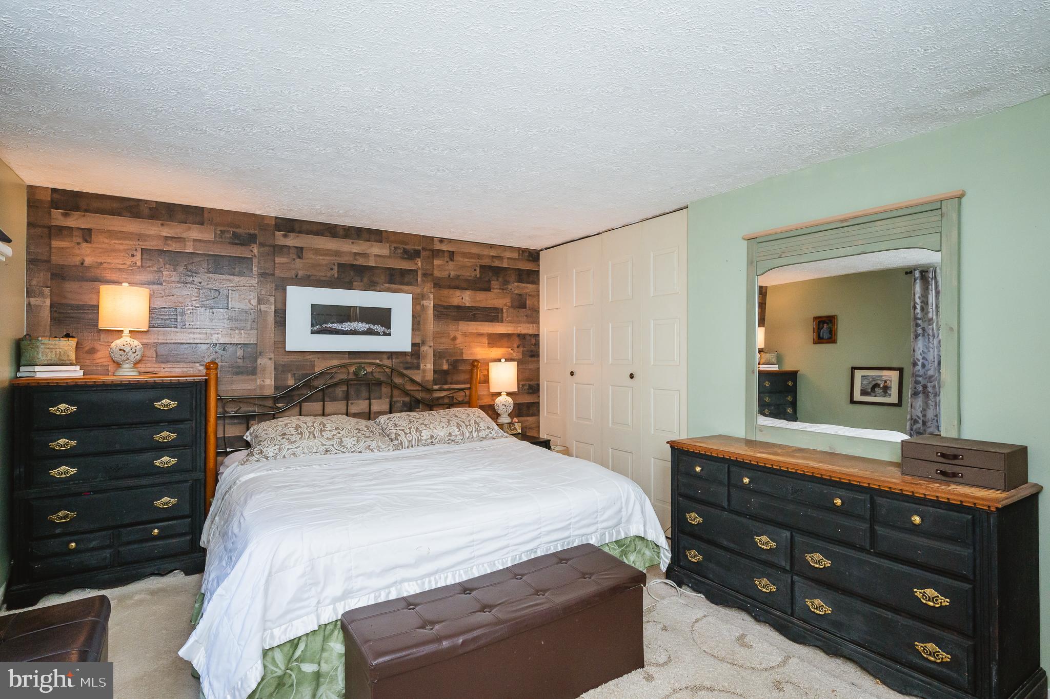 HARFORD WOODS - Residential