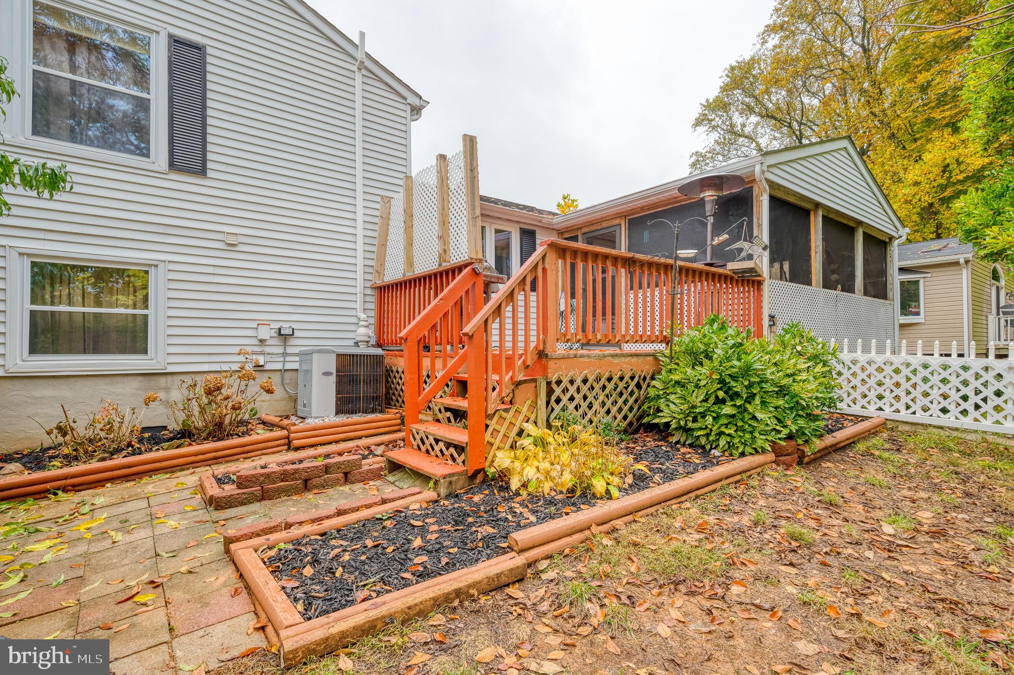 HARFORD WOODS - Residential