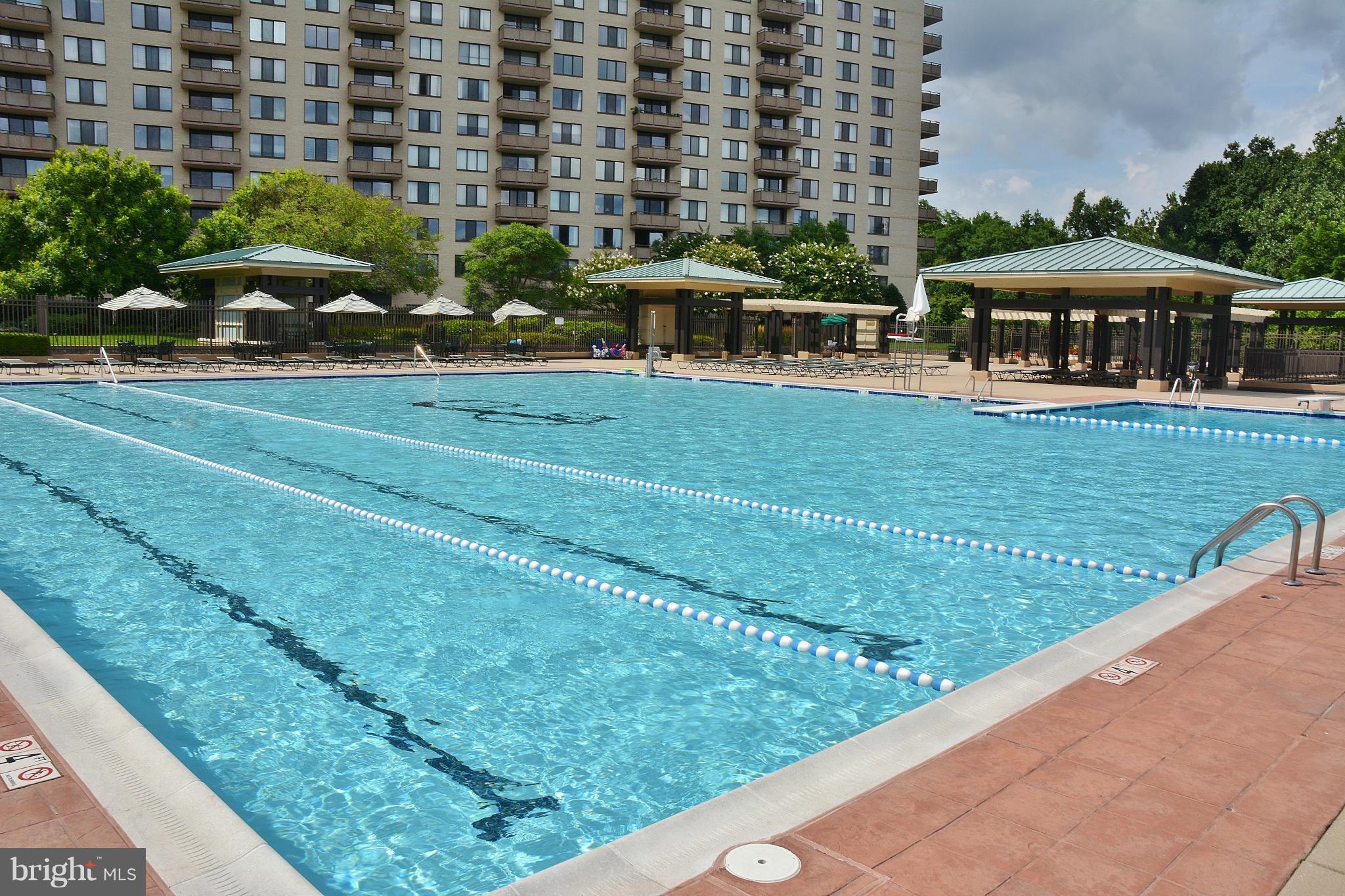 PROMENADE TOWERS - Residential Lease