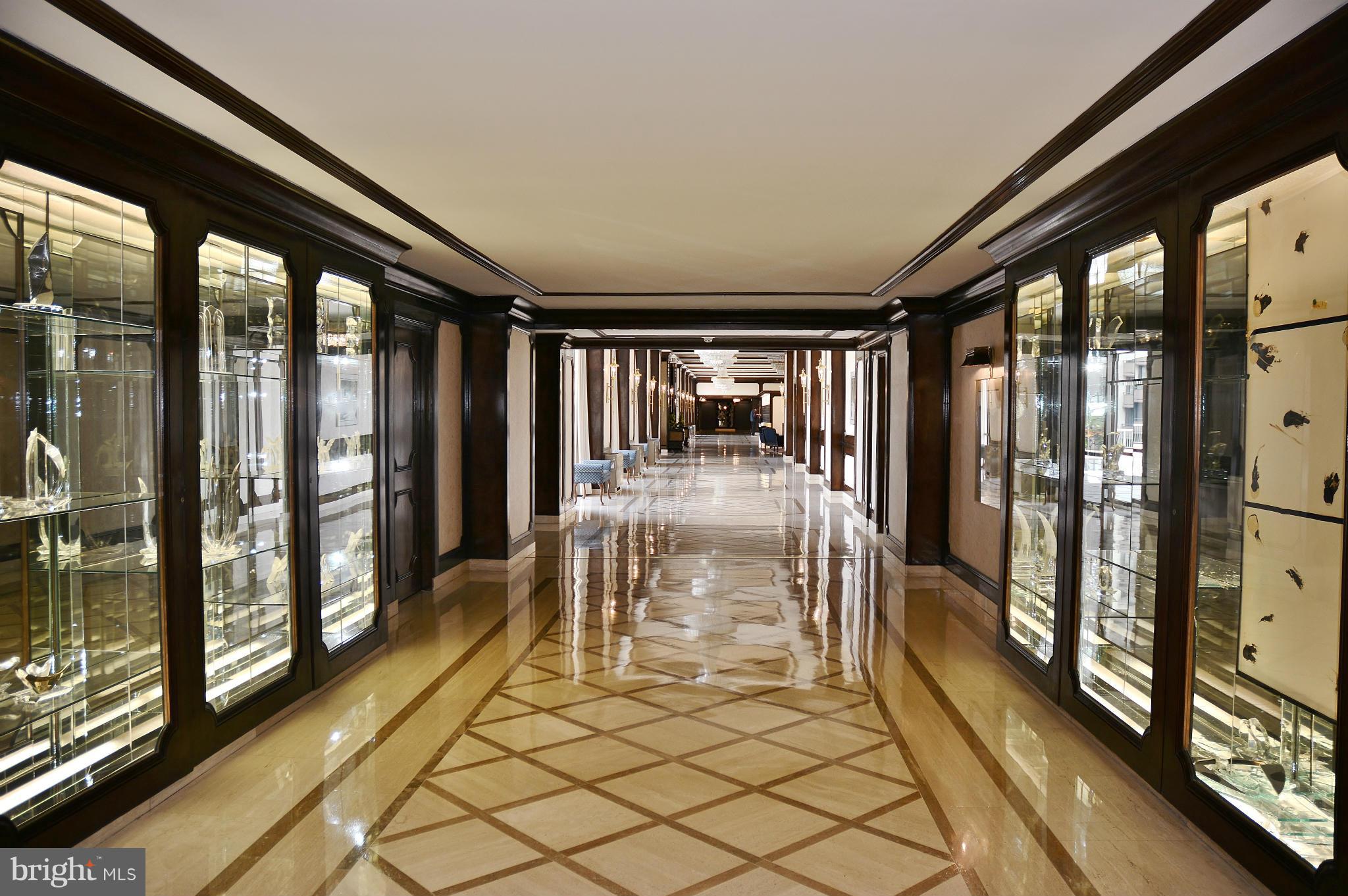 PROMENADE TOWERS - Residential Lease