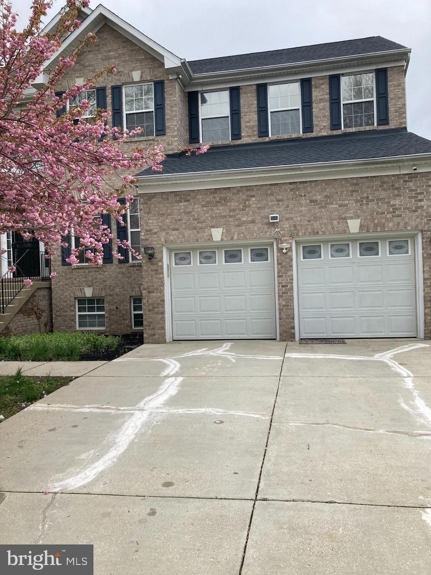 This is Basement 2Br,1Ba located in a Cul-de -sac in a fantastic neighhood.Very private in a single-family home. Kitchen is equipped with Stainless stell Refrigerator and counter gas range (yet to be installed) plus full Washer and Dryer. Her is a a private entrance at the rear which gives complete privacy. All Utilities Included