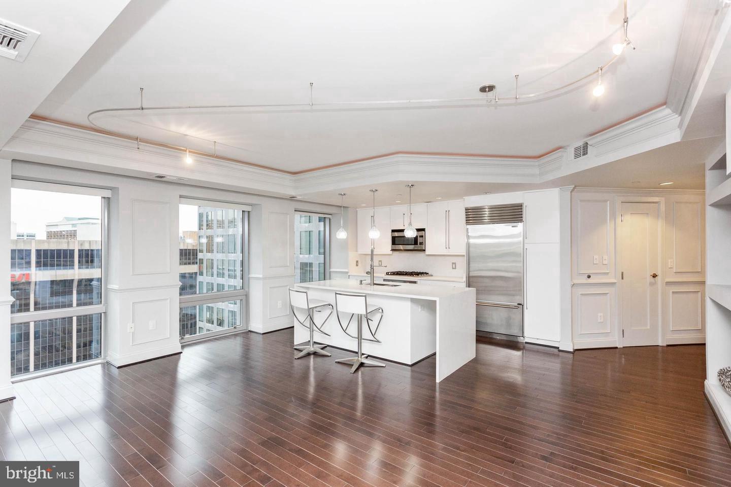 1111 19TH STREET N 1707