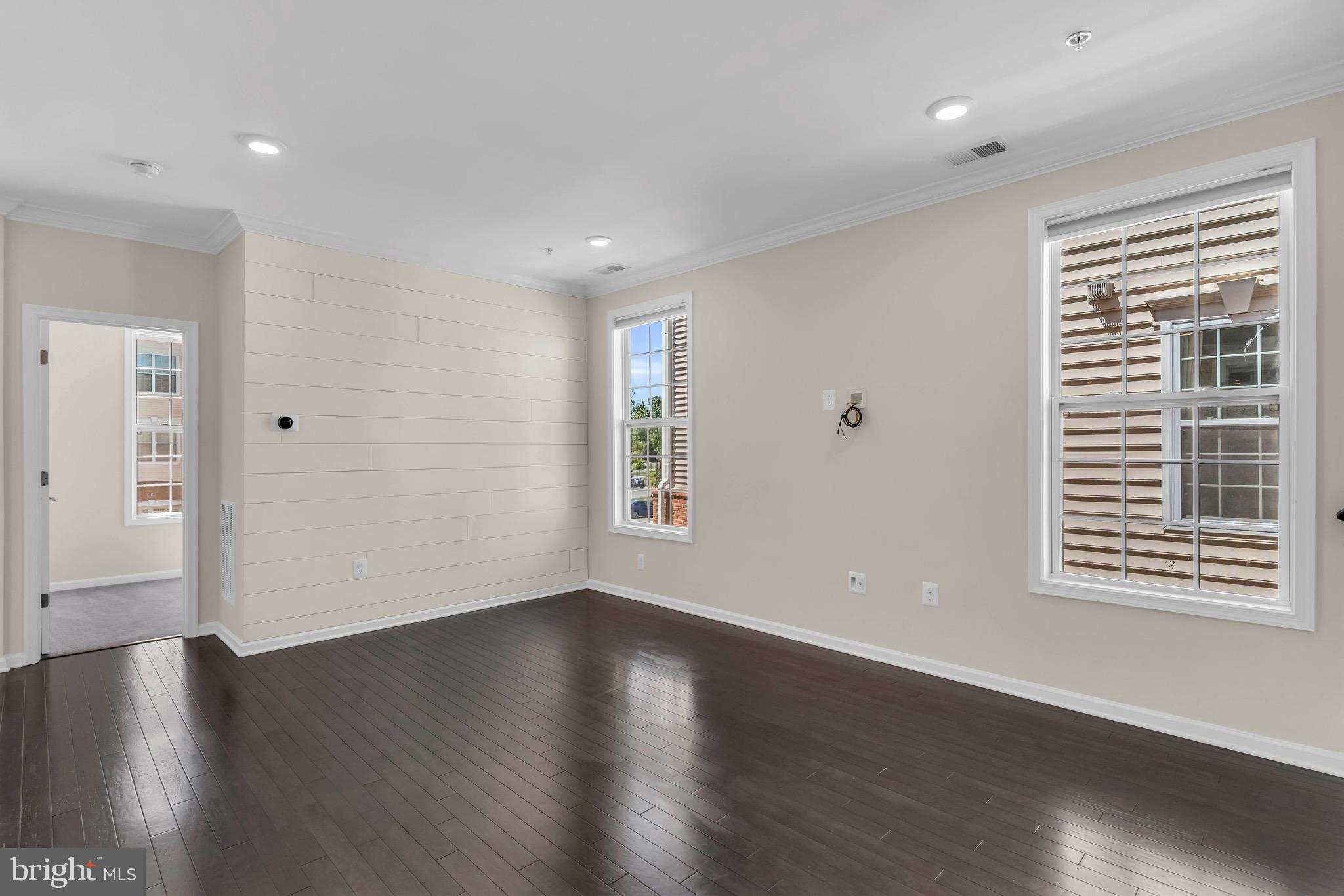 RIDGES AT LOUDOUN VALLEY - Residential