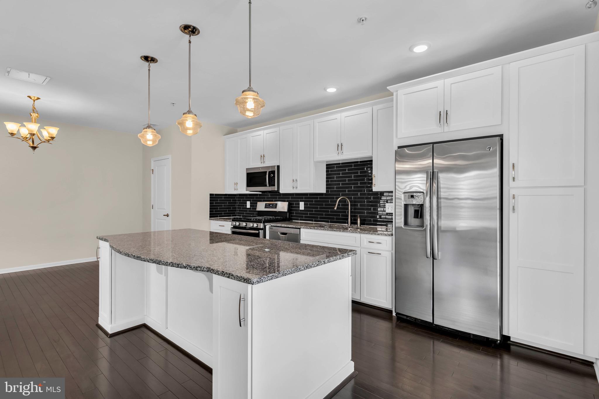 RIDGES AT LOUDOUN VALLEY - Residential