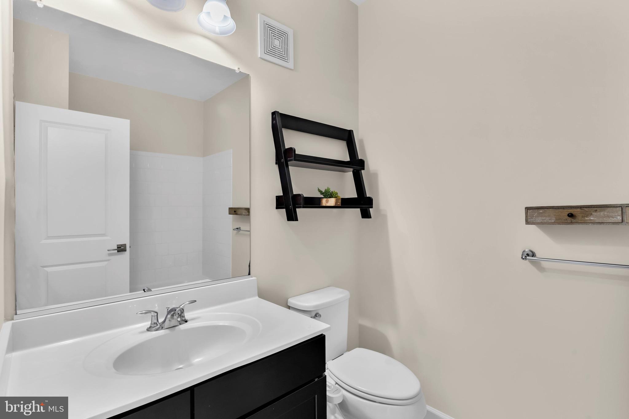 RIDGES AT LOUDOUN VALLEY - Residential