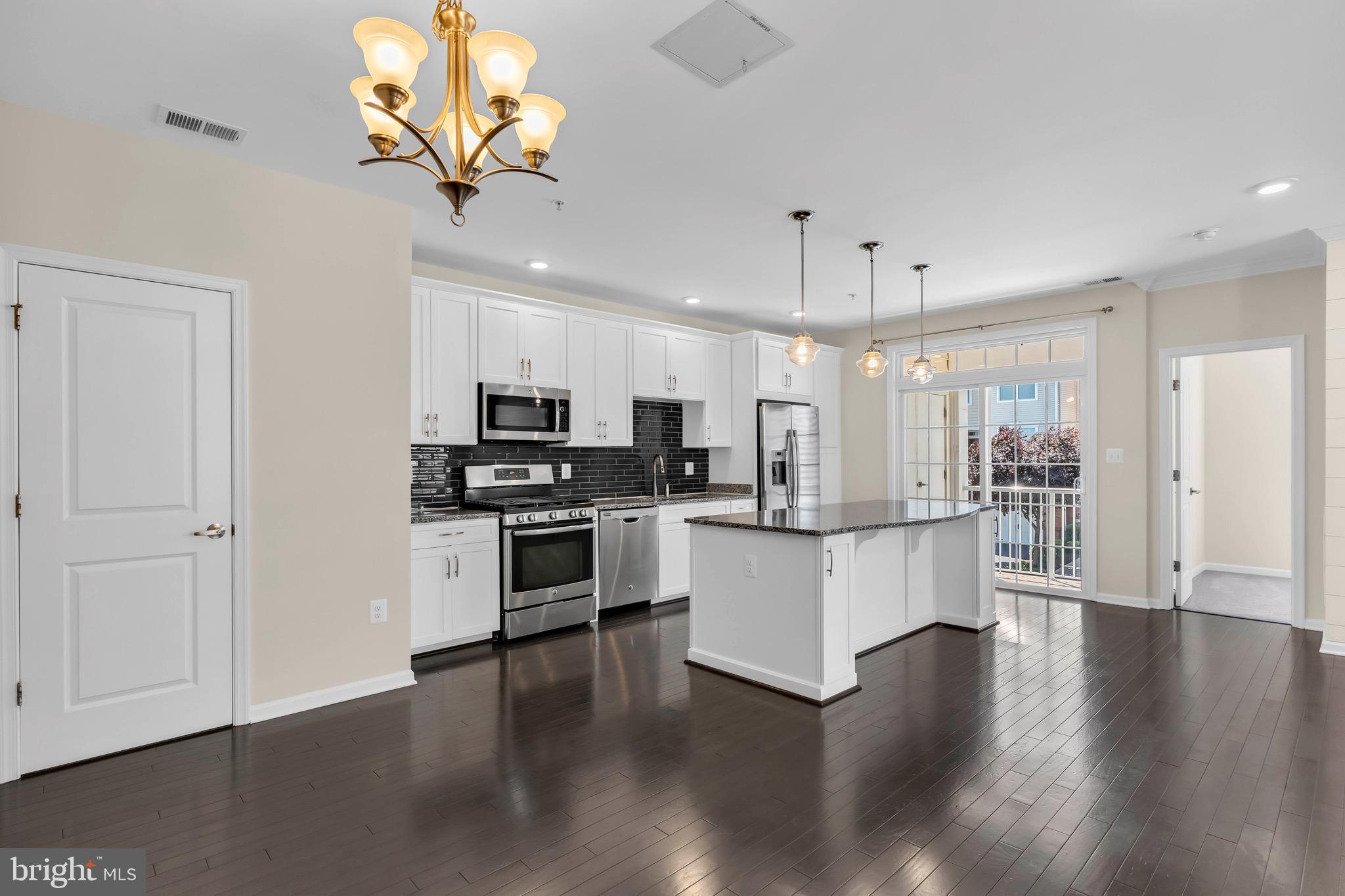 RIDGES AT LOUDOUN VALLEY - Residential