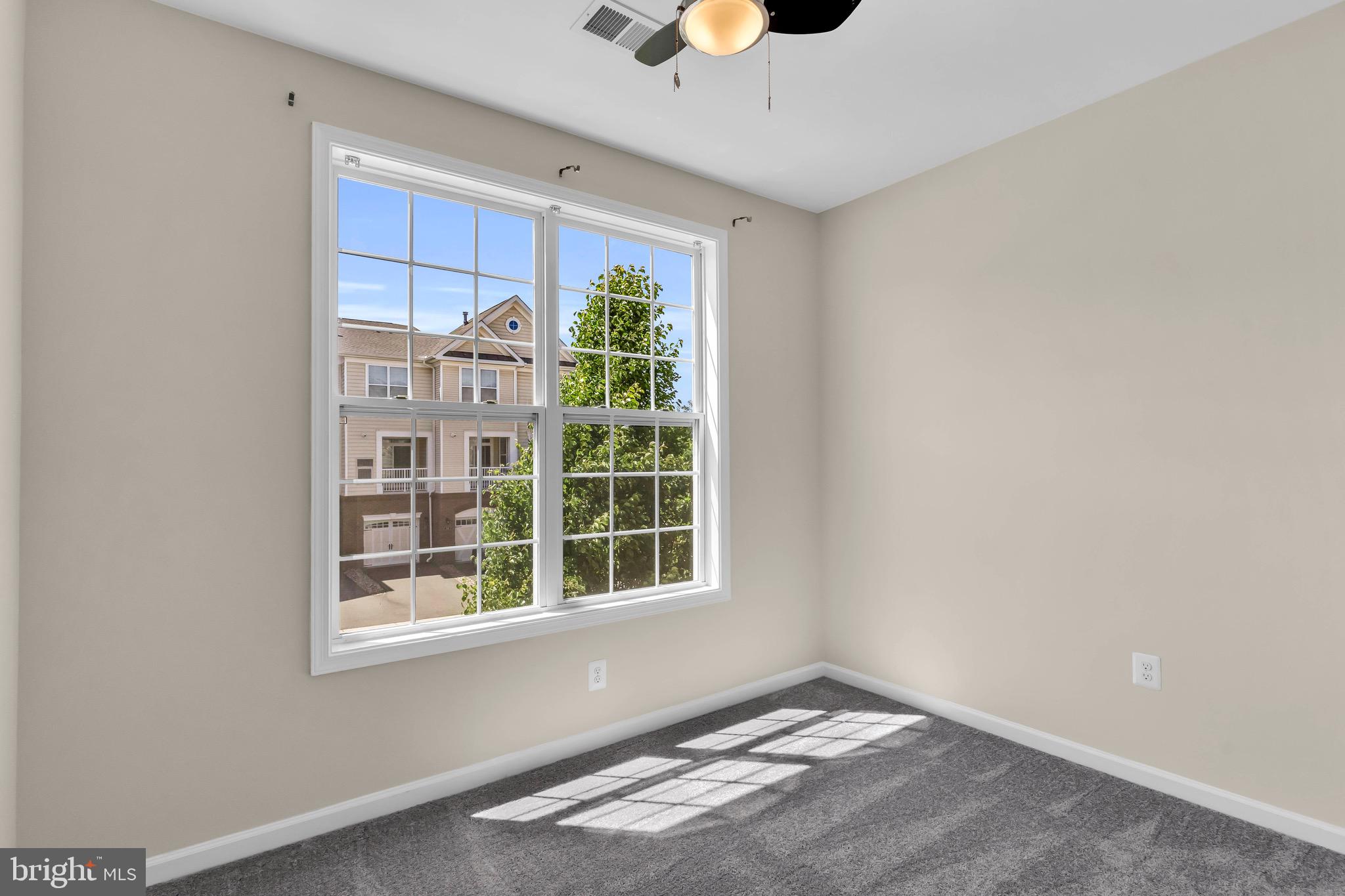 RIDGES AT LOUDOUN VALLEY - Residential