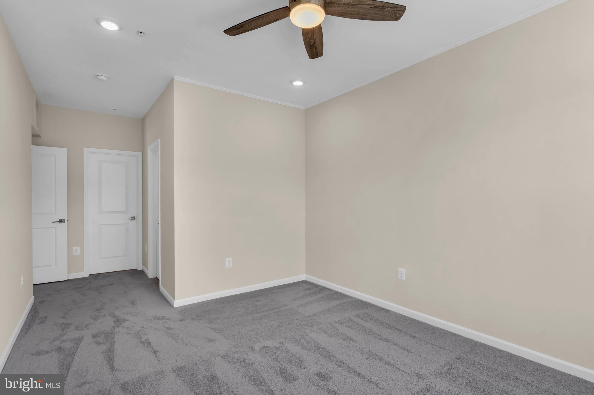 RIDGES AT LOUDOUN VALLEY - Residential
