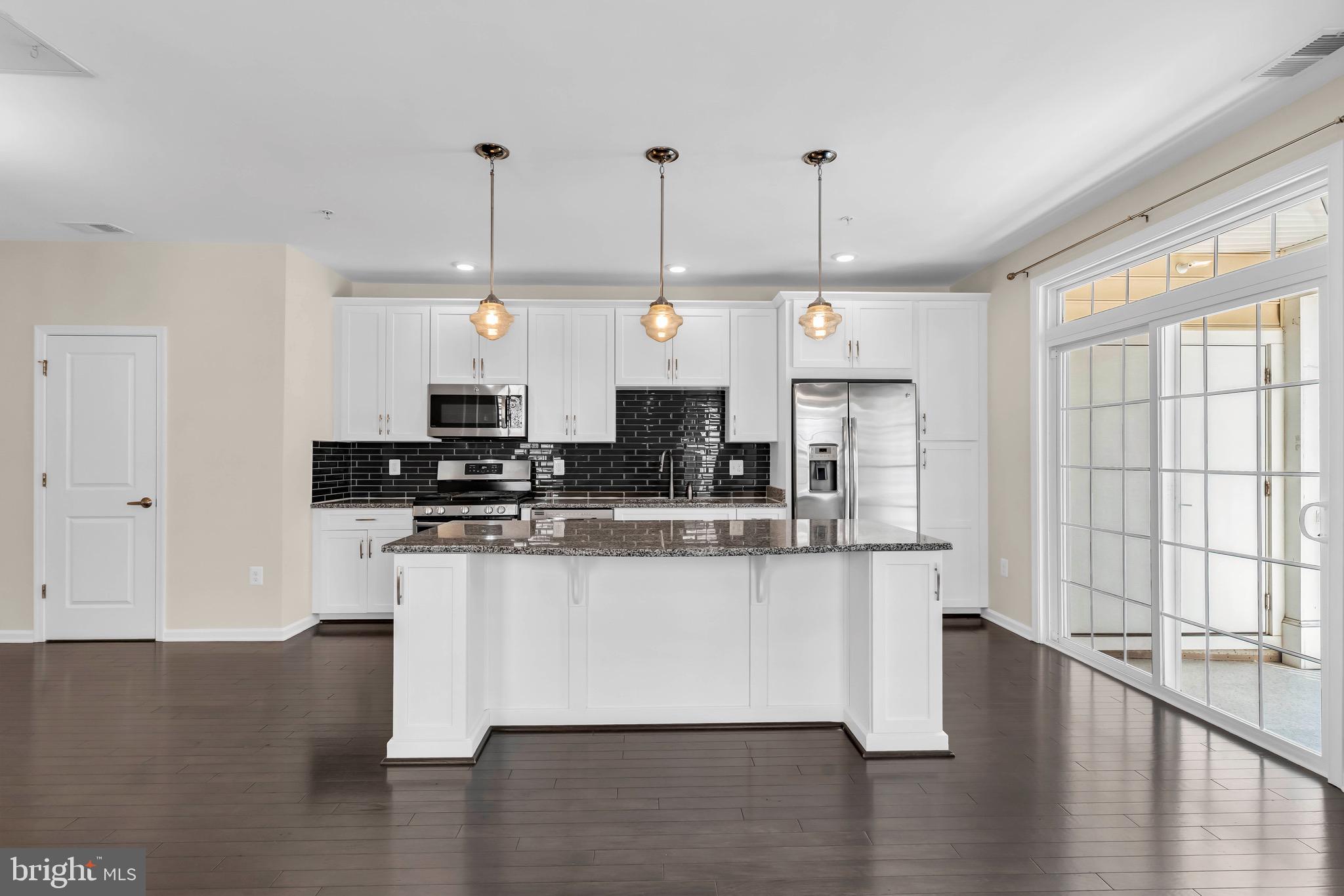 RIDGES AT LOUDOUN VALLEY - Residential