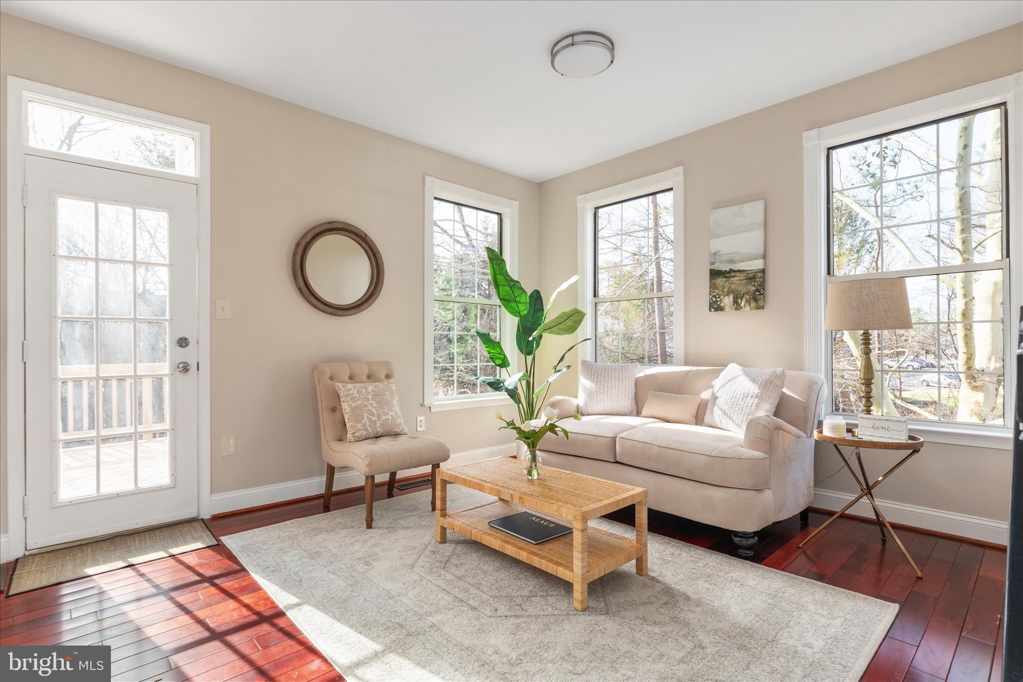 SULLY STATION - Residential