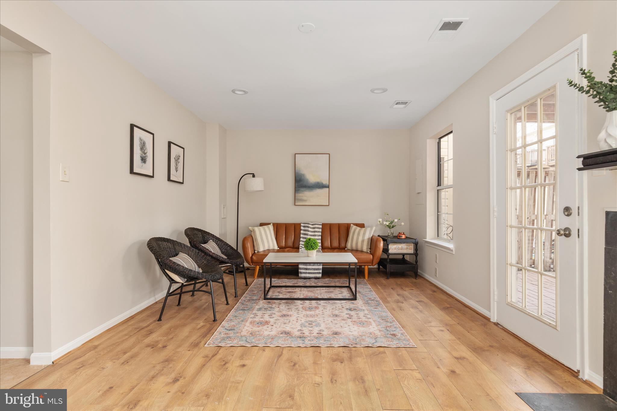 SULLY STATION - Residential