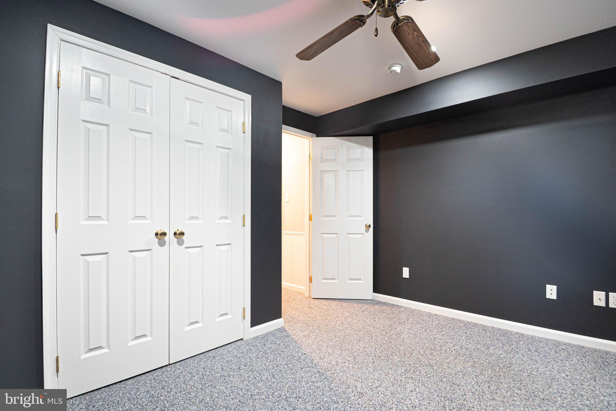 KENTLANDS - Residential