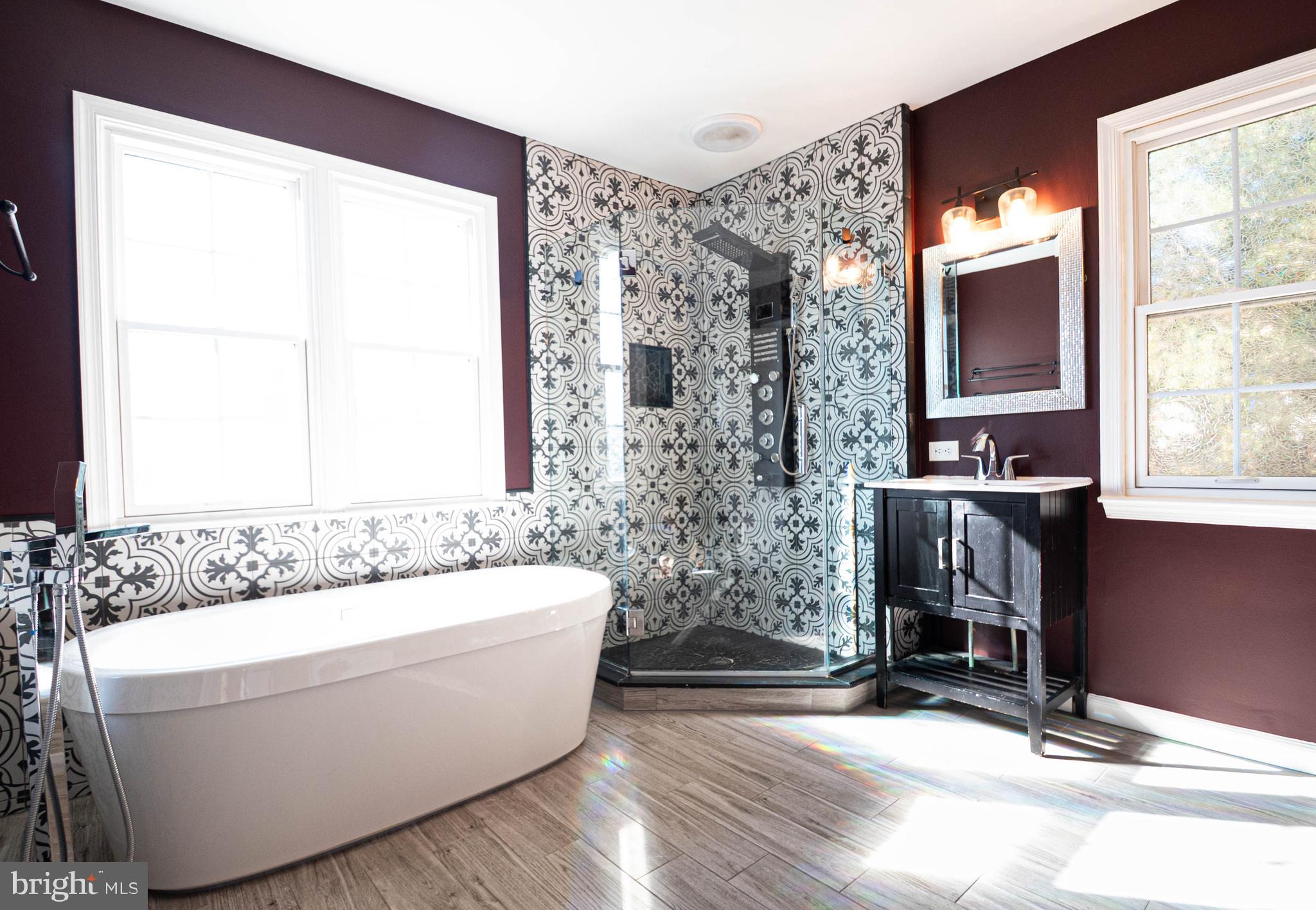 KENTLANDS - Residential