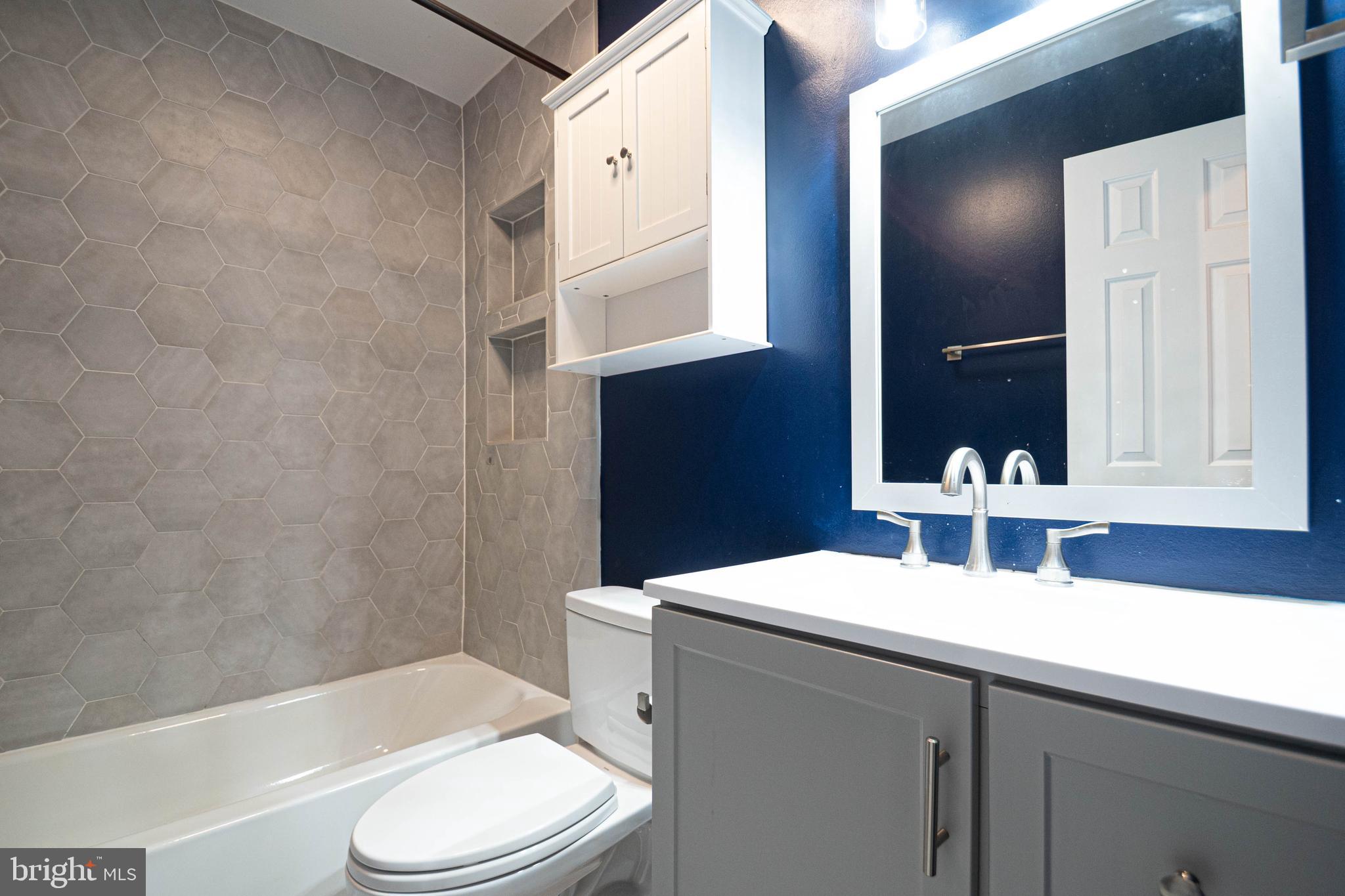 KENTLANDS - Residential