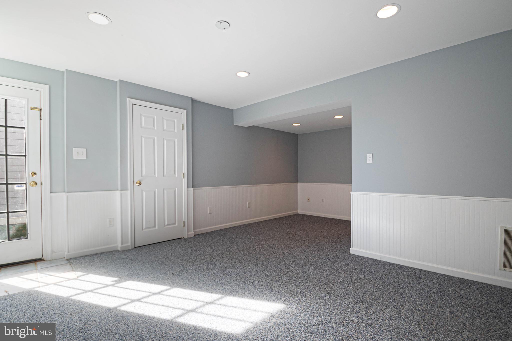 KENTLANDS - Residential