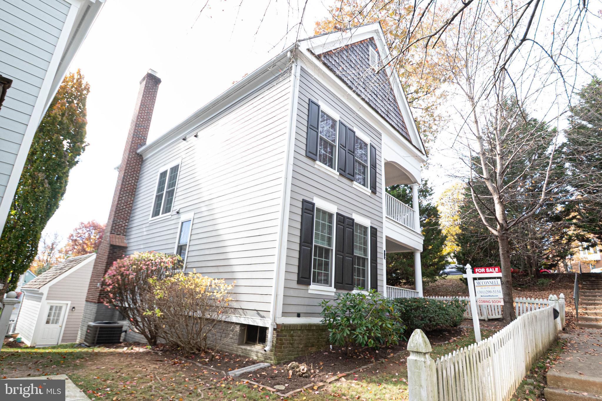 KENTLANDS - Residential