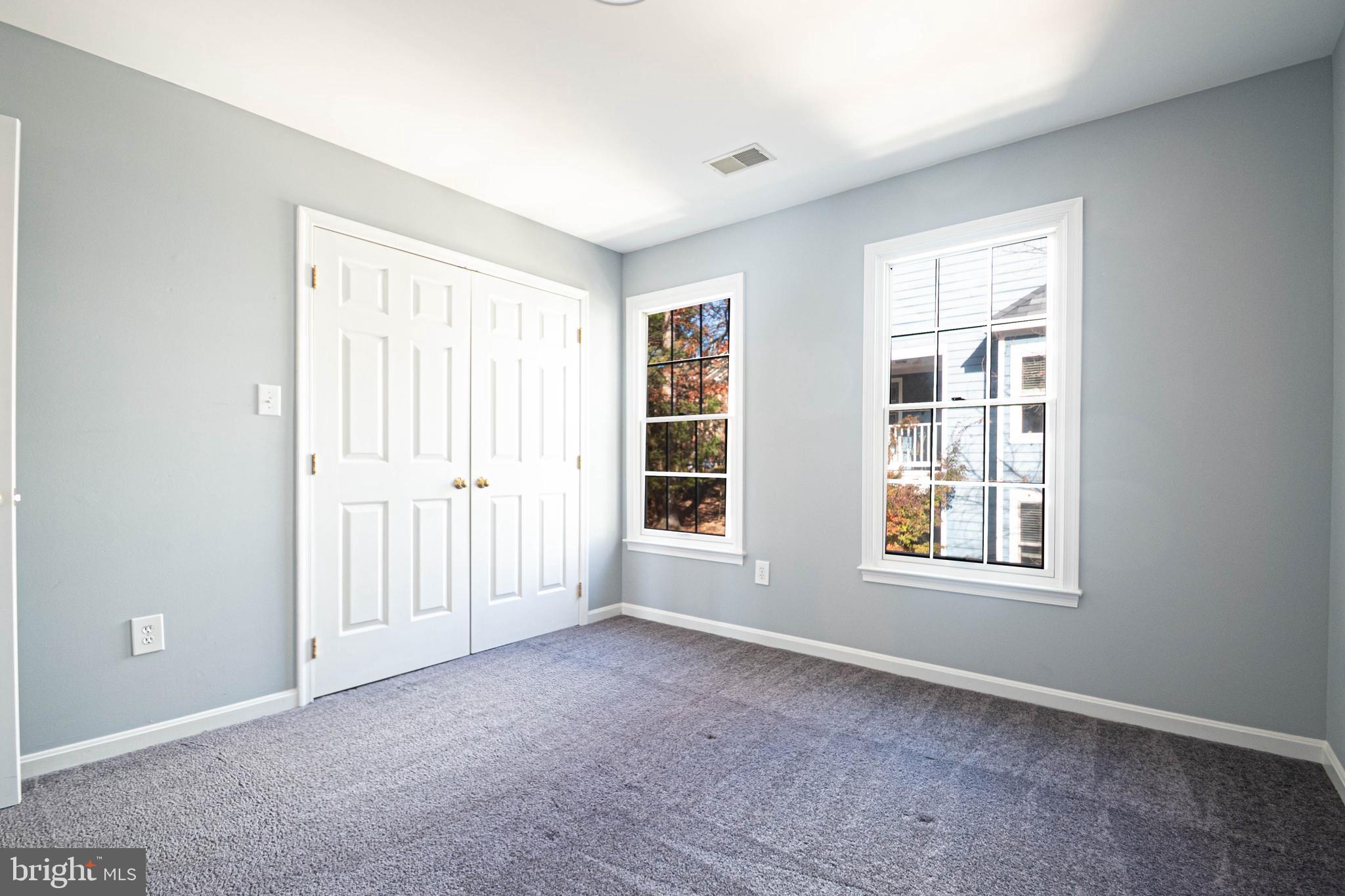 KENTLANDS - Residential