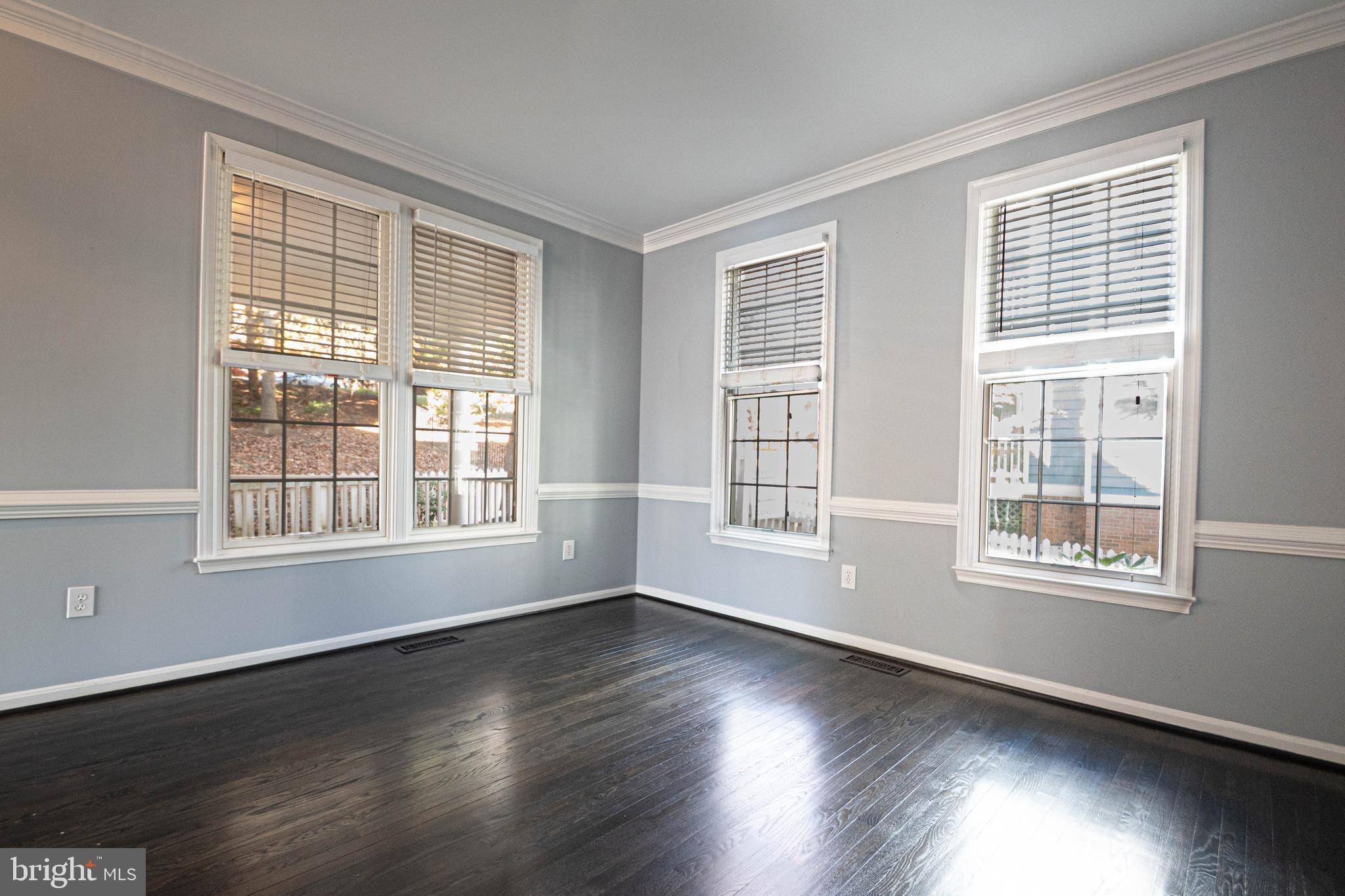 KENTLANDS - Residential