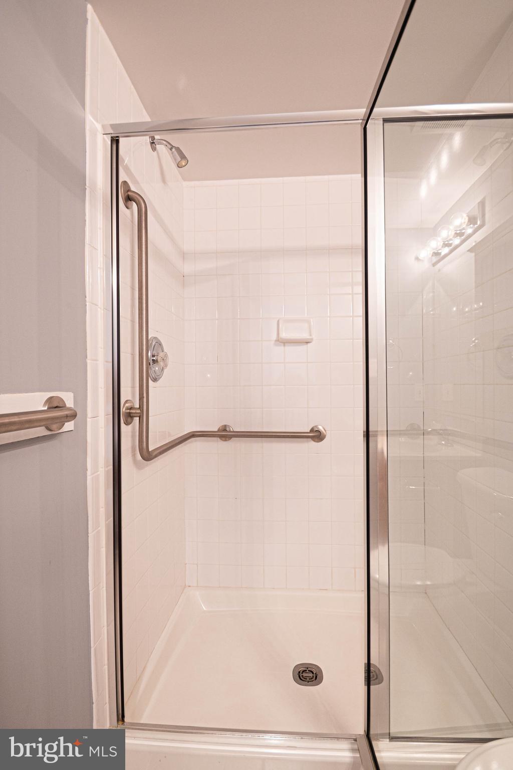 KENTLANDS - Residential