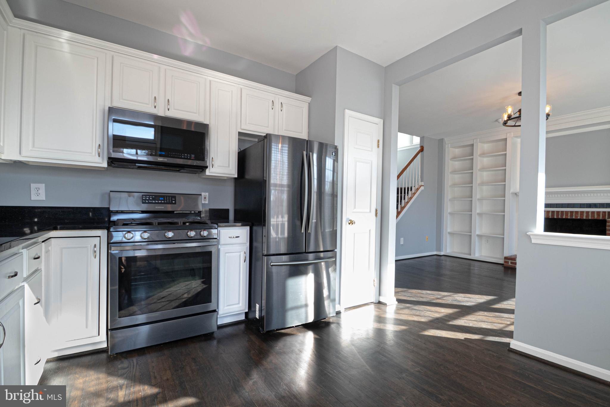 KENTLANDS - Residential