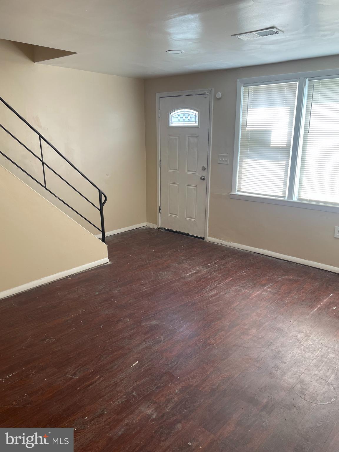 2810 EASTSHIRE DRIVE