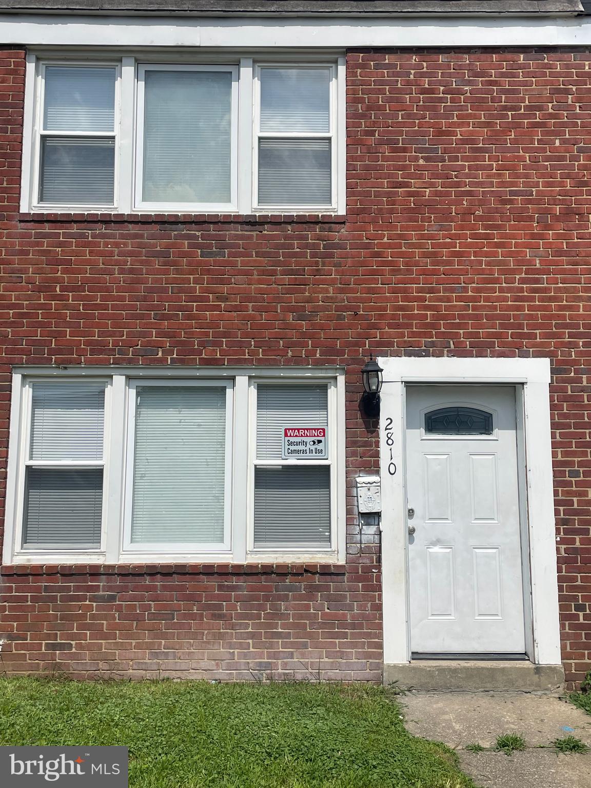 2810 EASTSHIRE DRIVE