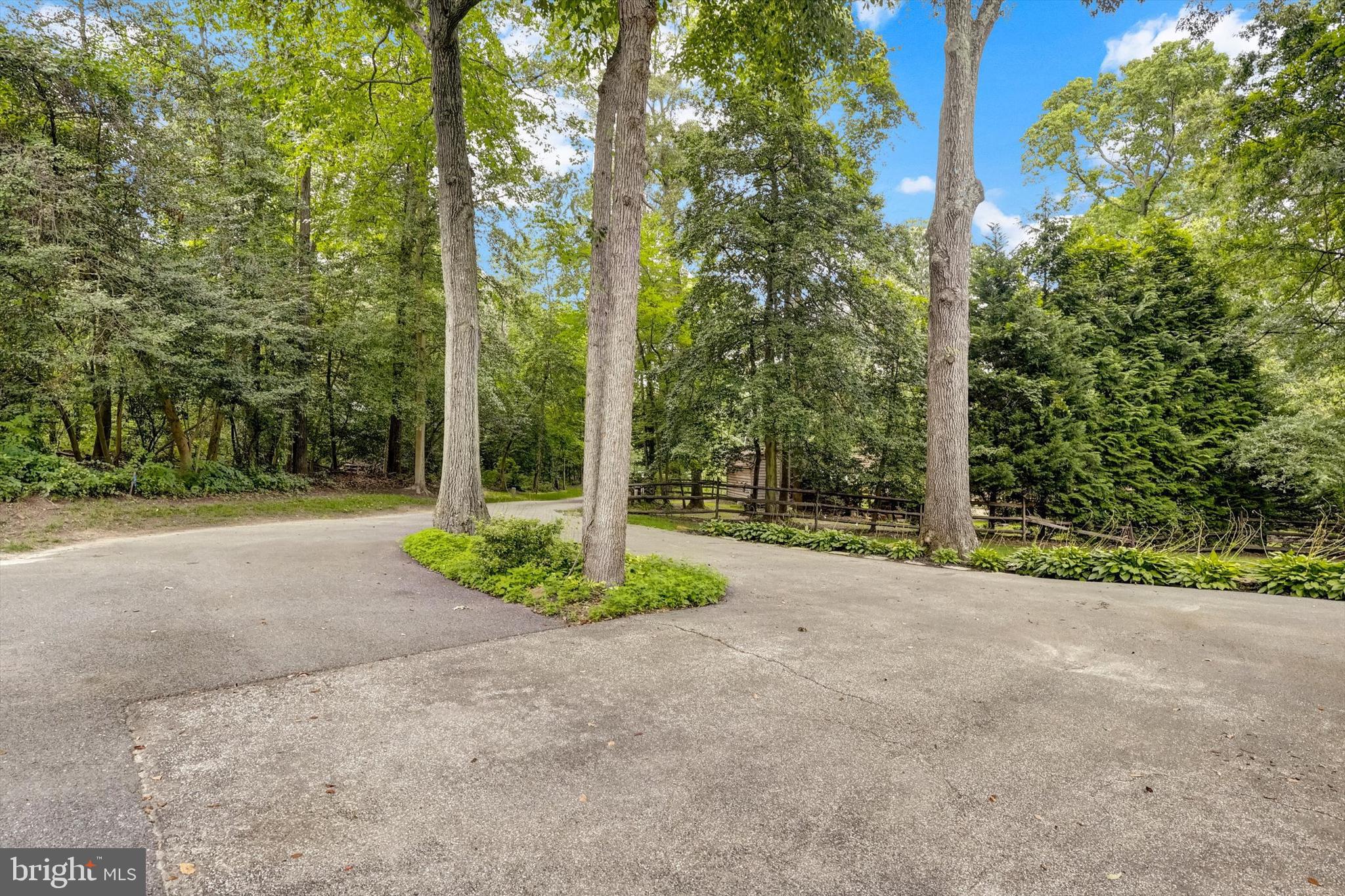 1841 FOX HOLLOW RUN