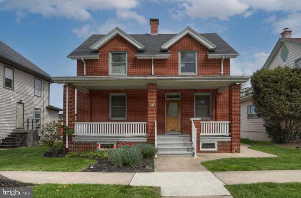 Photo of 421 W Chocolate Avenue, HERSHEY, PA 17033 (MLS # PADA2048896)