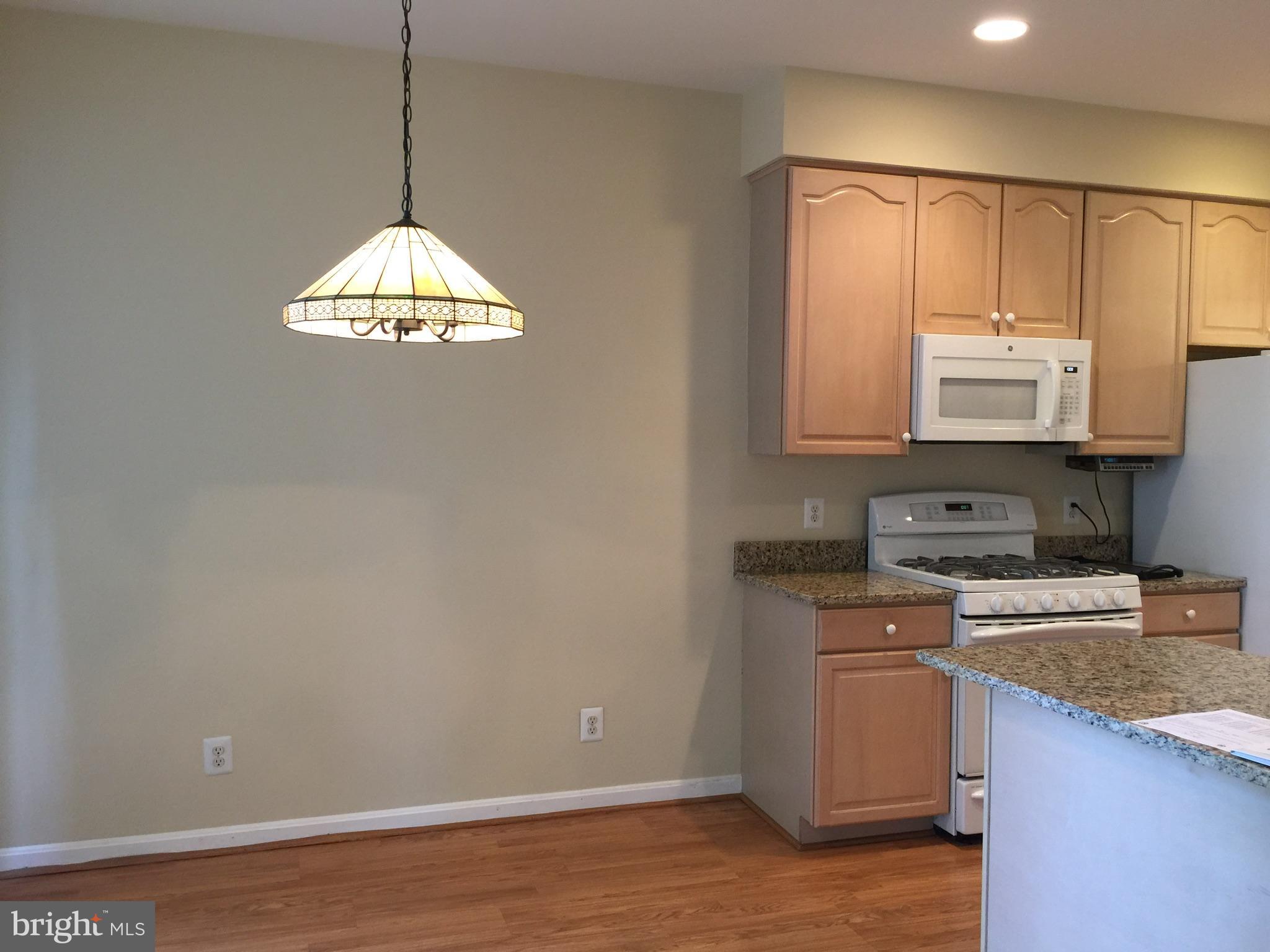 POTOMAC LAKES - Residential Lease