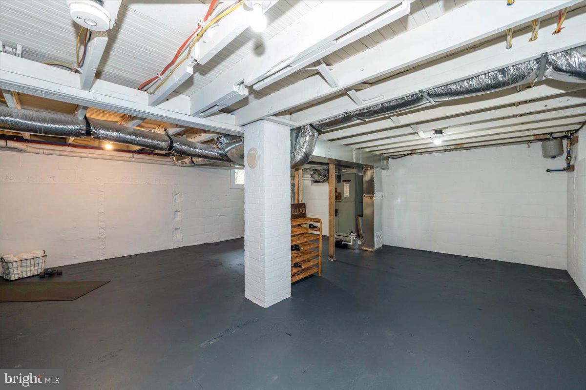 WASHINGTON TWP - Residential