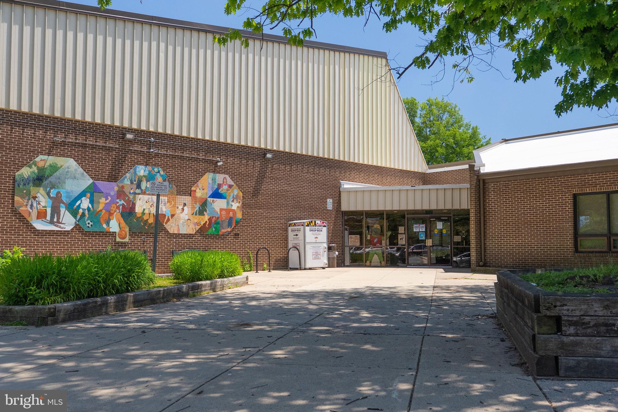 ROCKVILLE - Residential