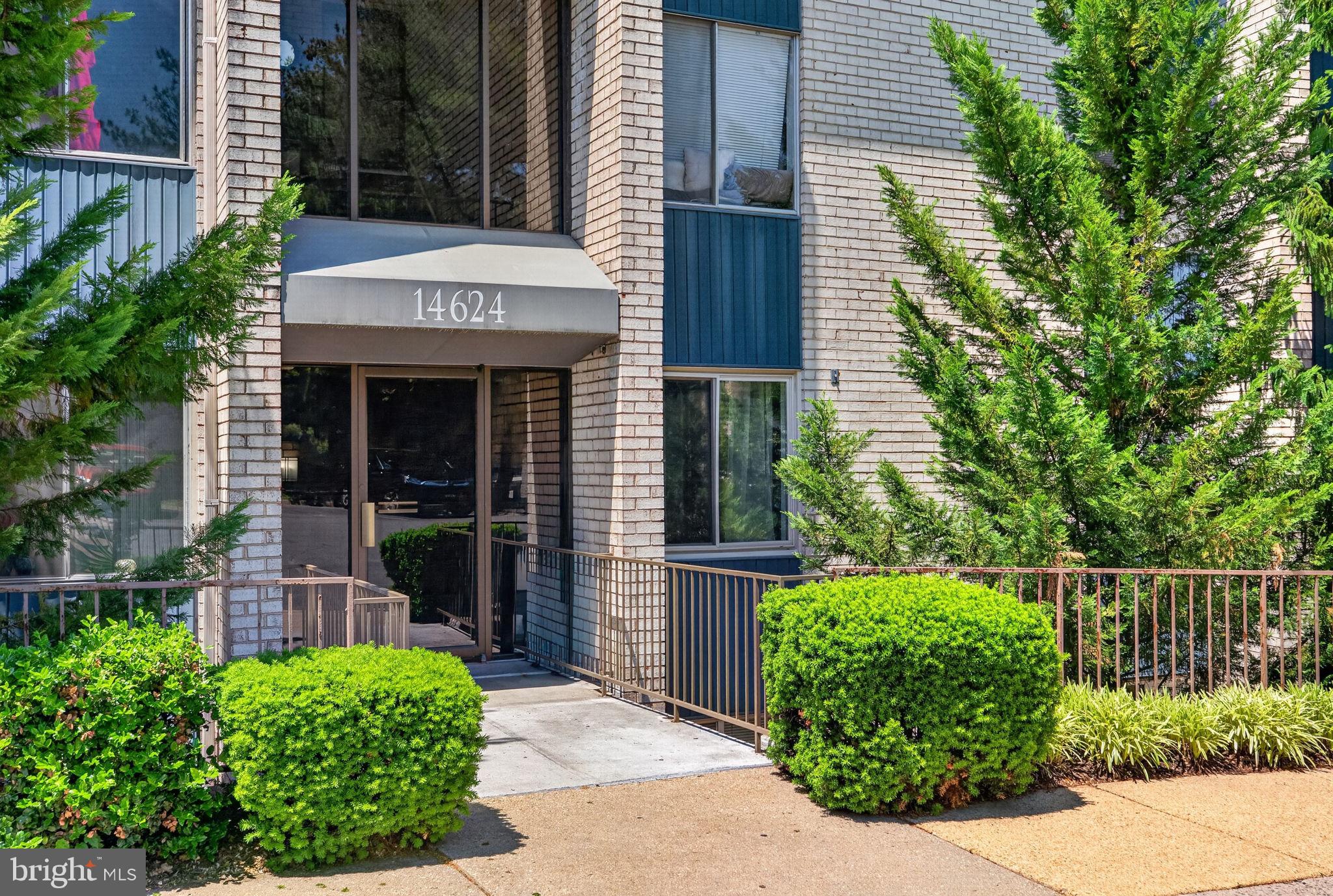 ROCKVILLE - Residential