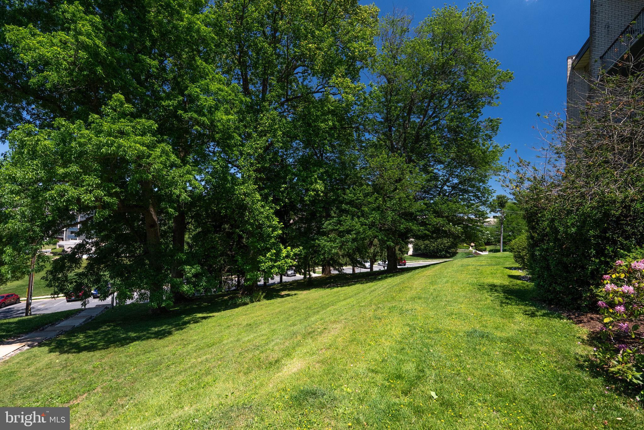 ROCKVILLE - Residential