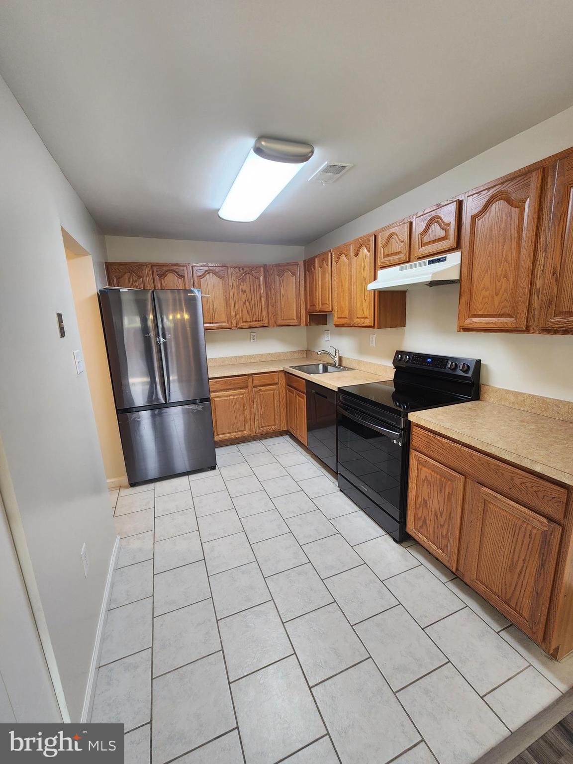 CINNAMON RIDGE - Residential Lease