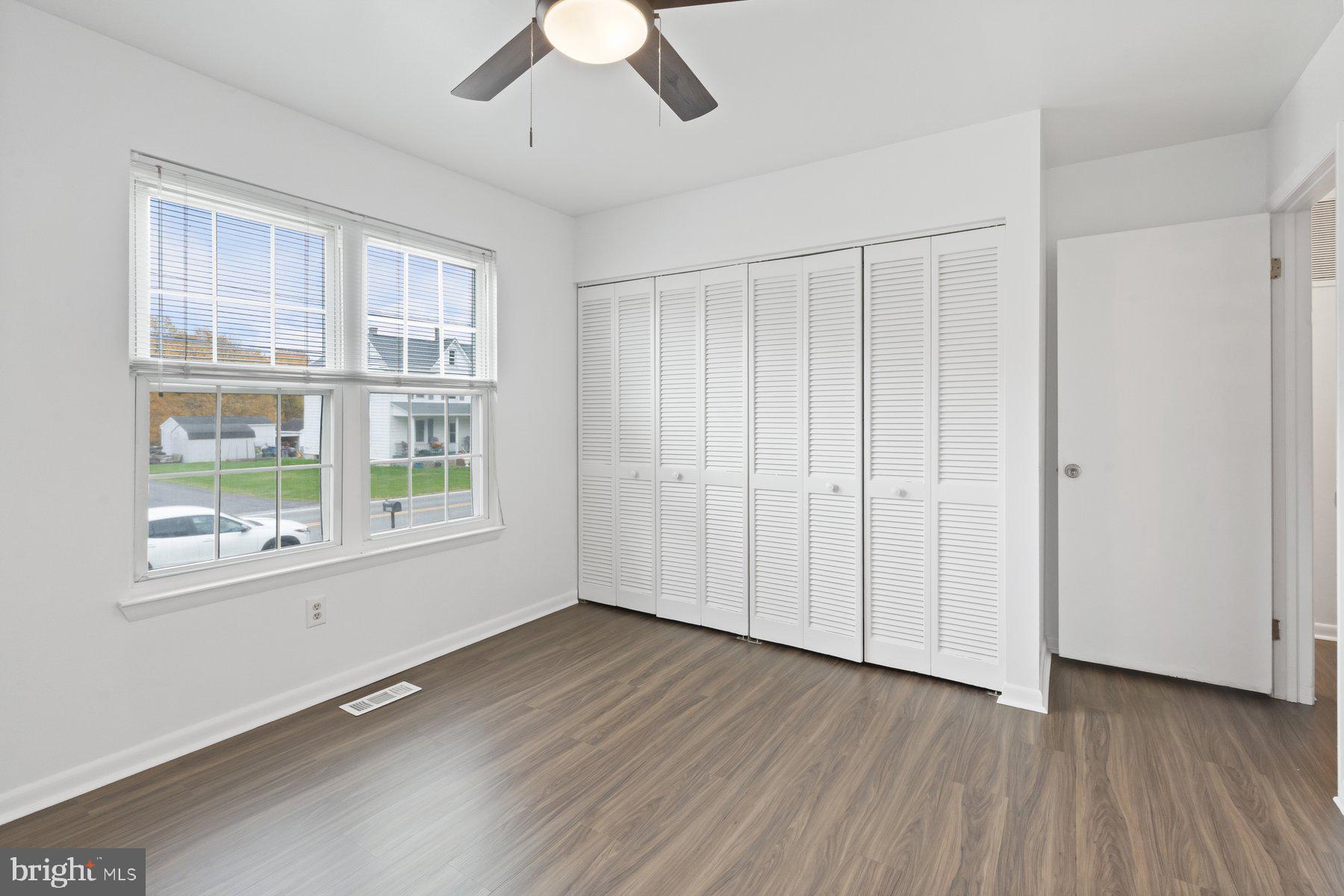 MCCORMICK WOODS - Residential