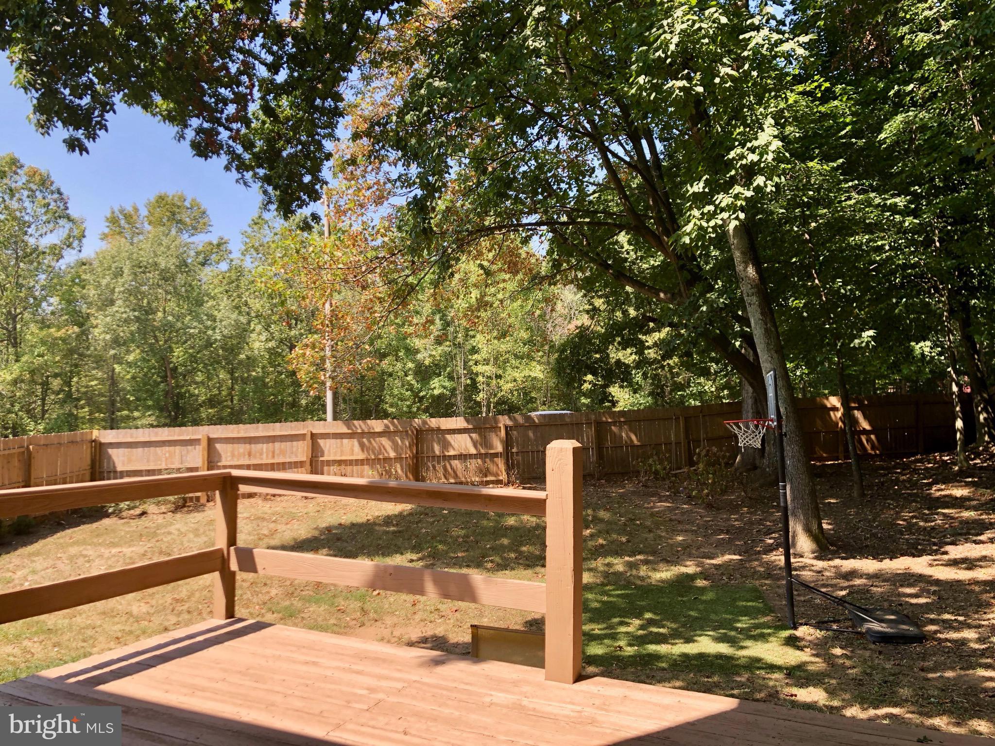 LAKEWOOD HILLS - Residential