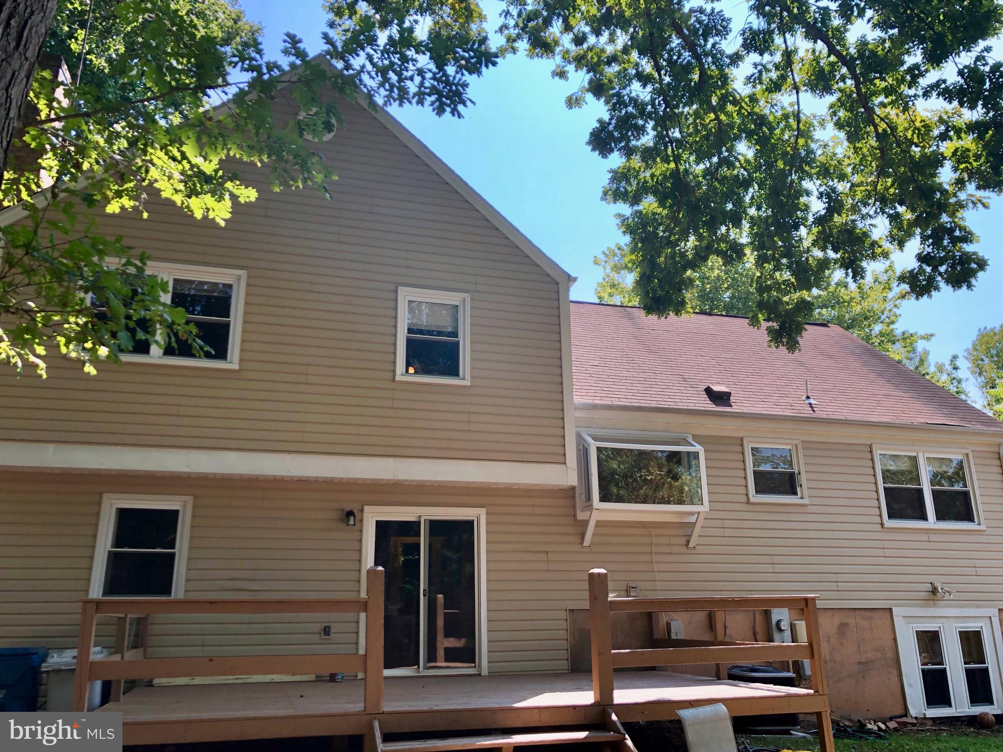 LAKEWOOD HILLS - Residential