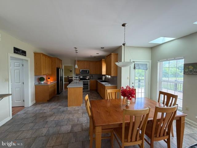 LOCHWOOD ESTATES - Residential