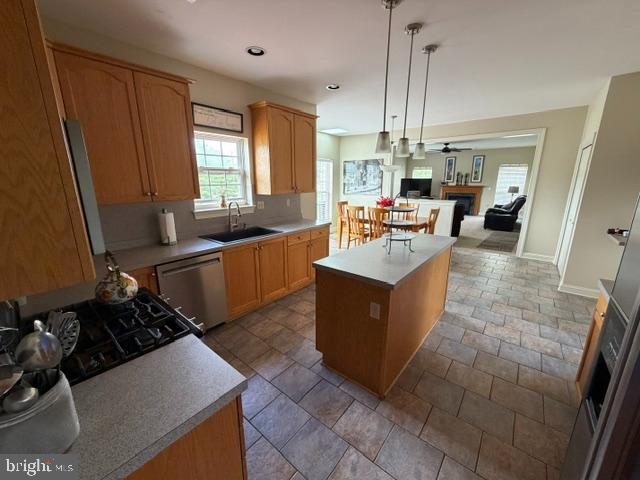 LOCHWOOD ESTATES - Residential