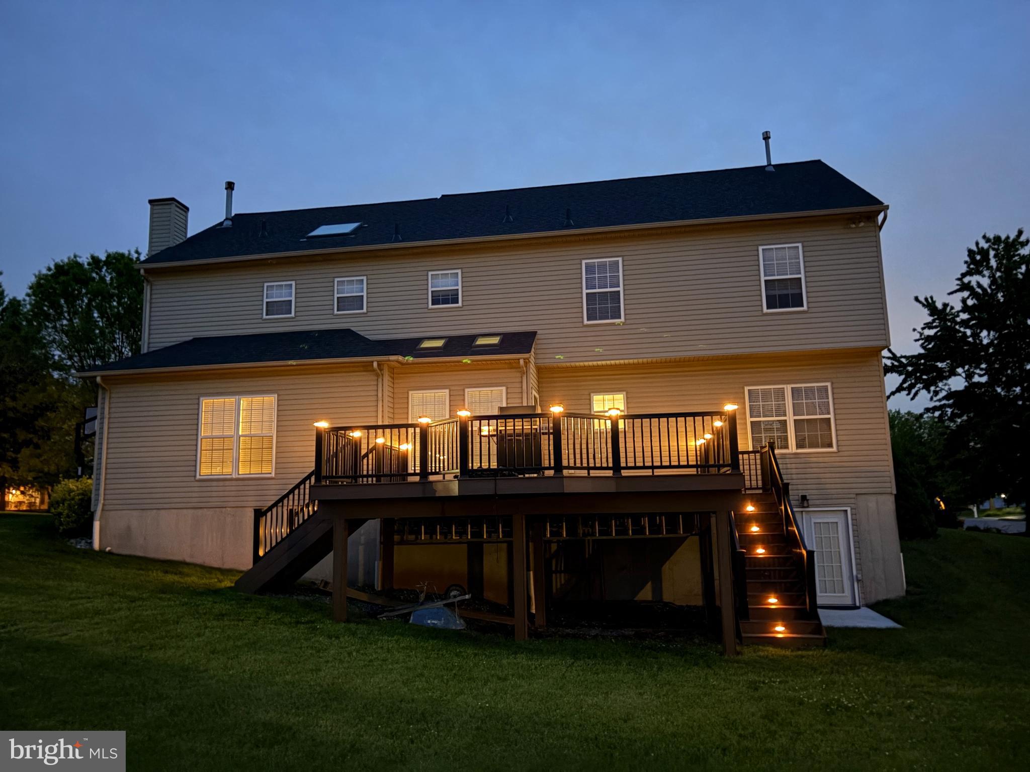 LOCHWOOD ESTATES - Residential