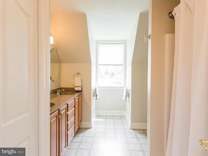 SUNSET RIDGE - Residential