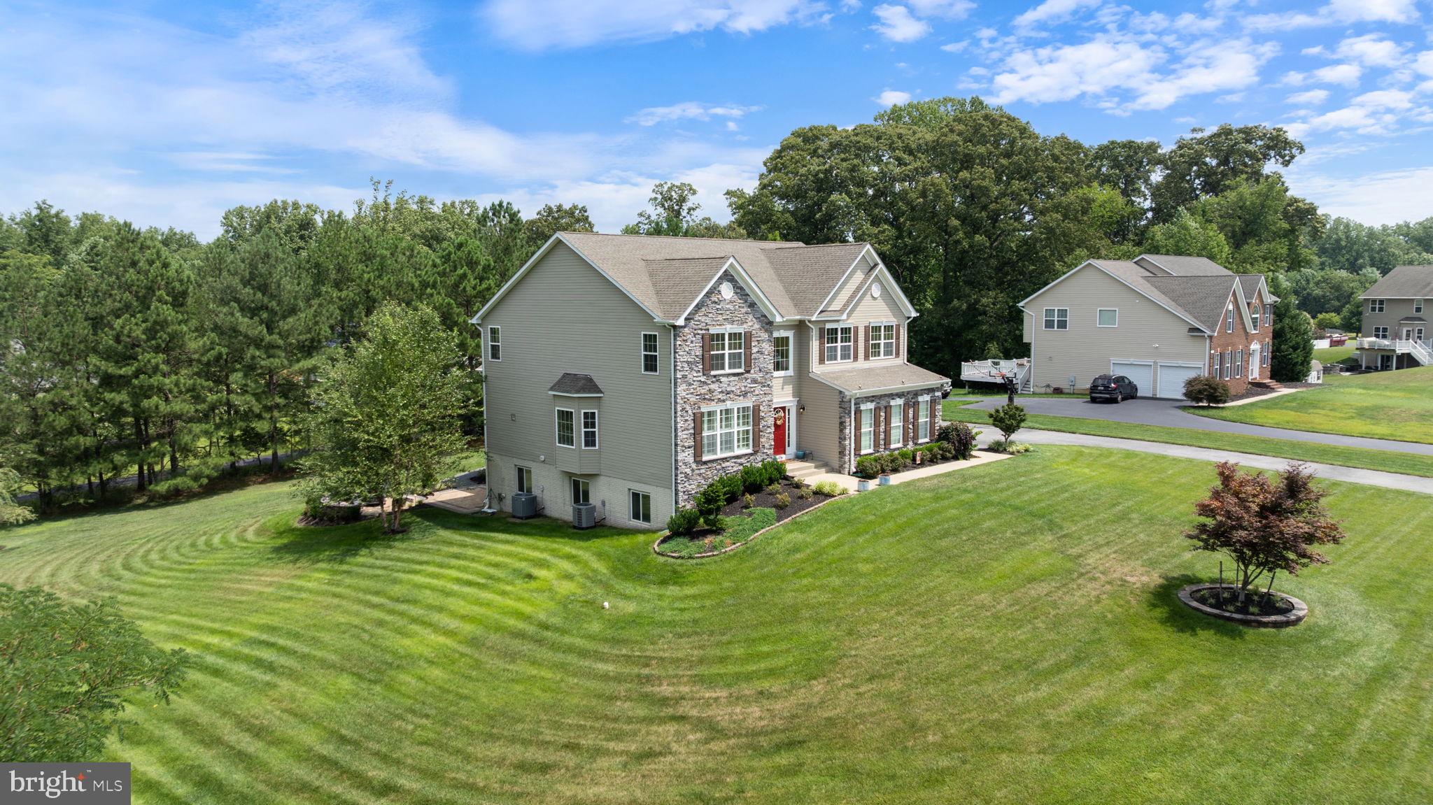 3227 HUNTSMAN DRIVE