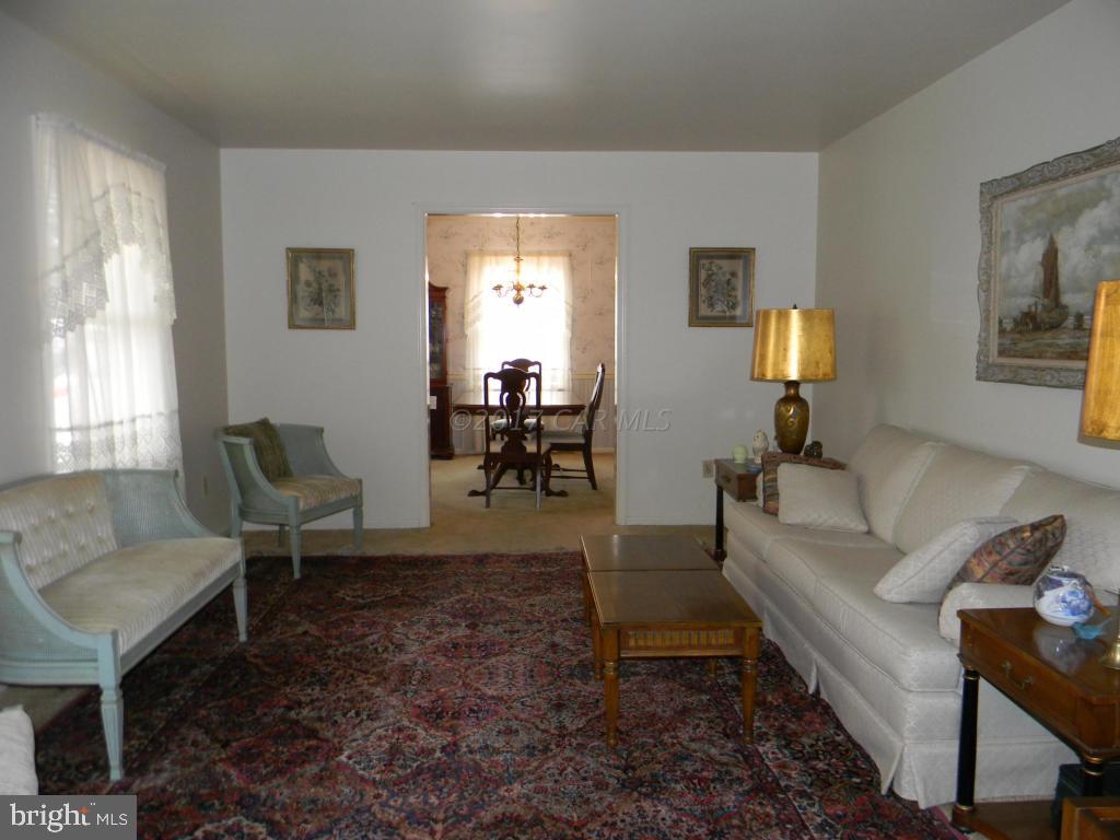 SHERWOOD MANOR - Residential