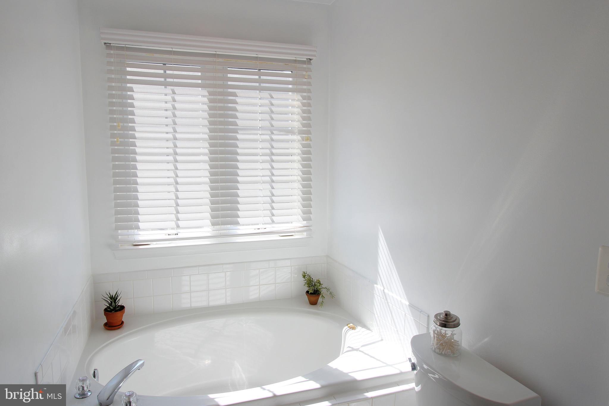 SALEM FIELDS - Residential