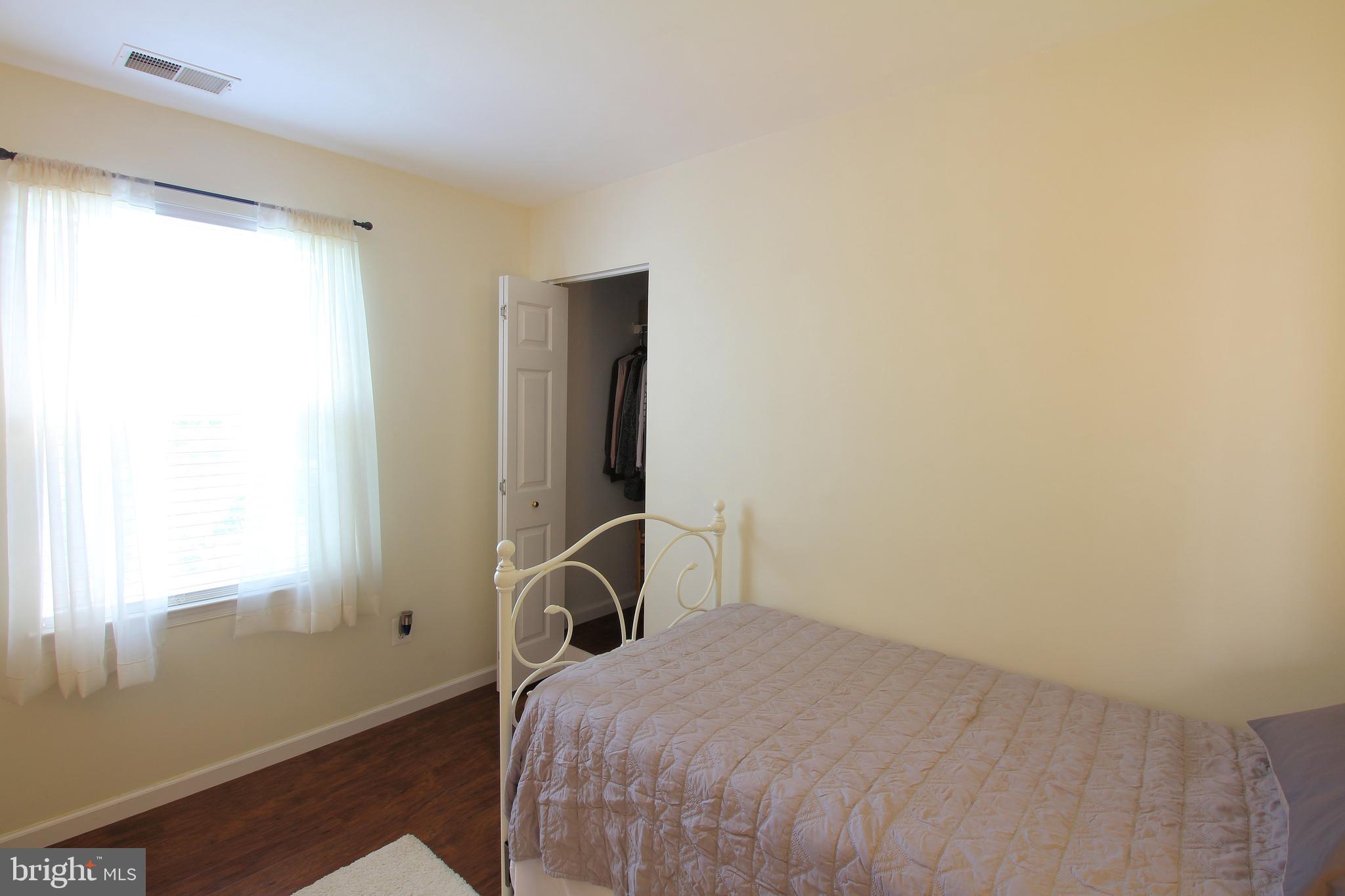 SALEM FIELDS - Residential