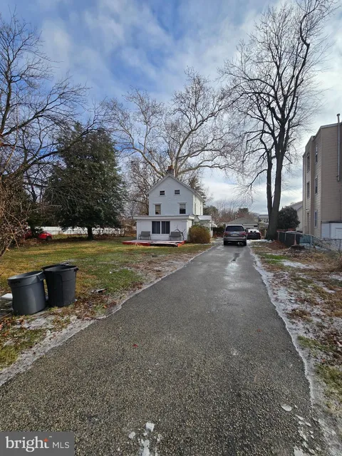 1535 Elmwood Avenue, Folcroft, PA MLS: PADE2111332
