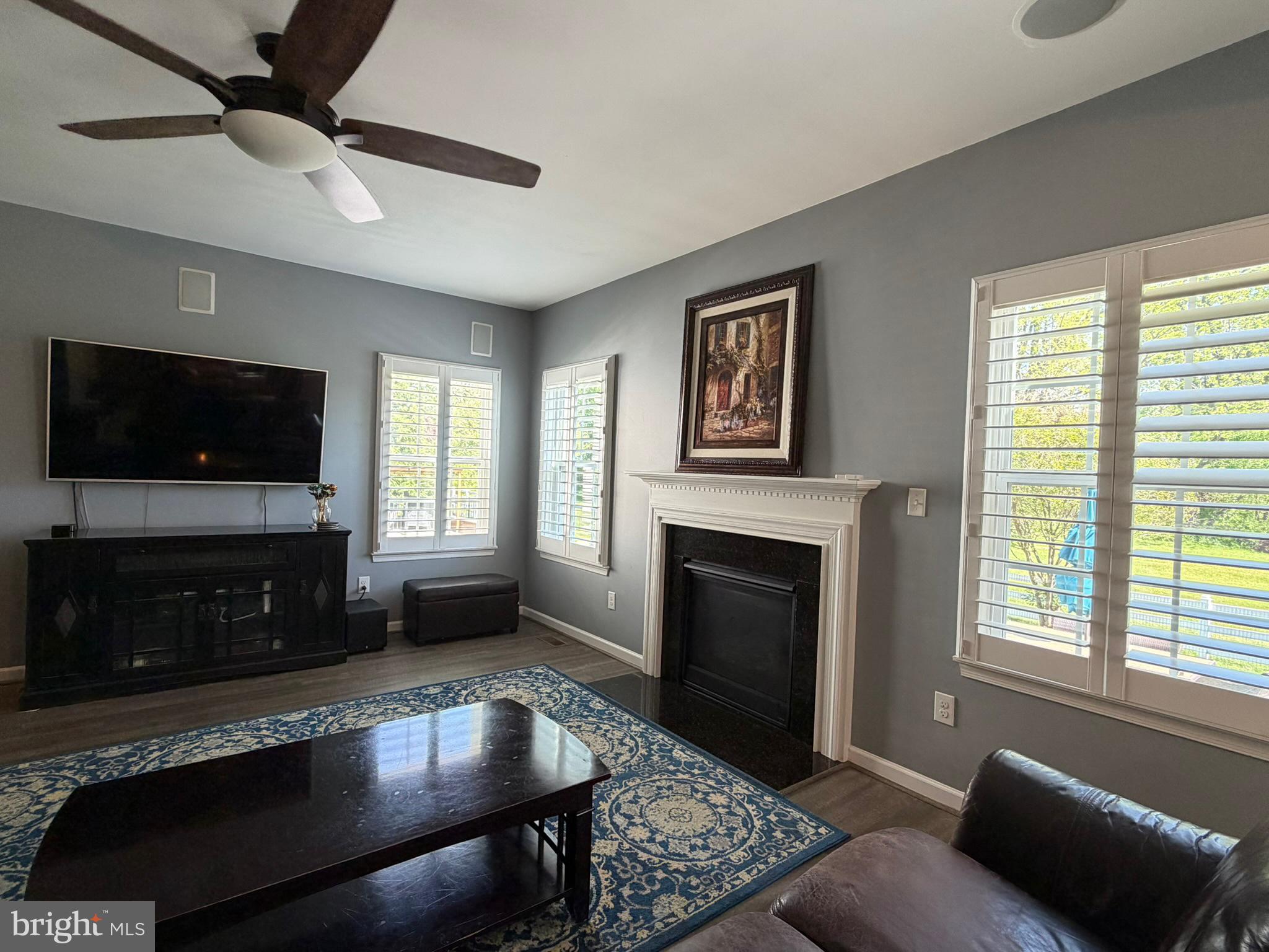 CROSSLAND AT CANAL - Residential
