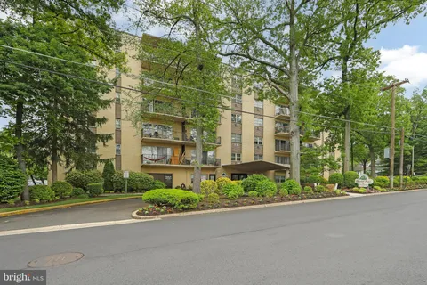 MLS: NJCD2093740
